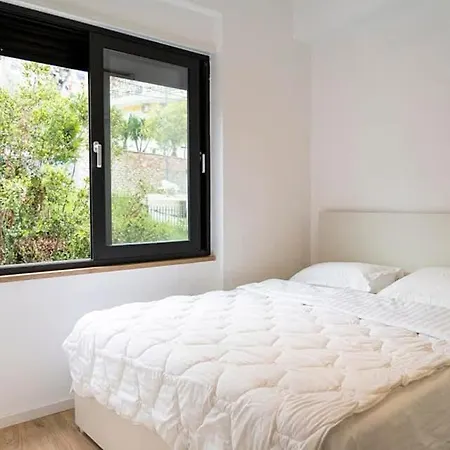 Golden - Luxury Appartement Gjashtë