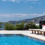 Golden - Luxury *
