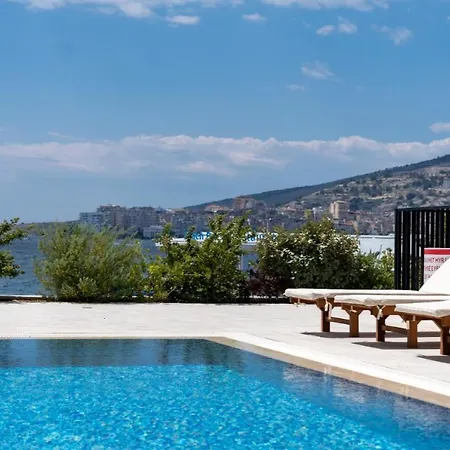 Golden - Luxury *