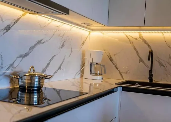 Apartment Golden - Luxury Gjashtë