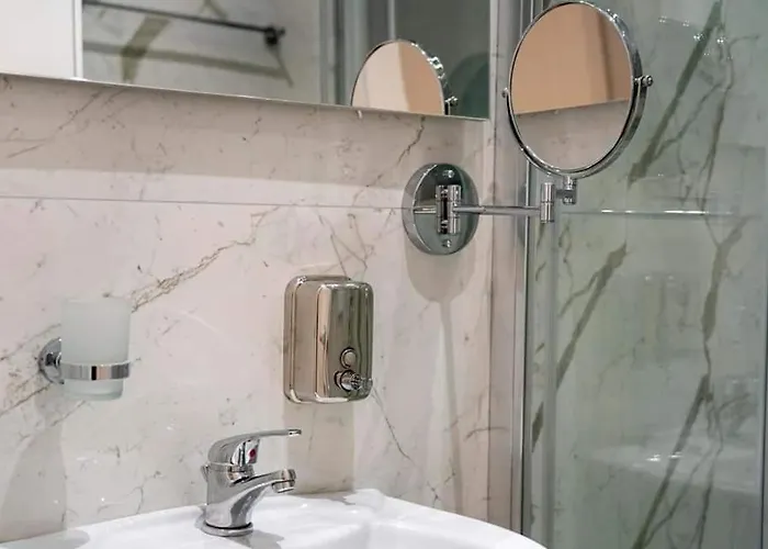 Golden - Luxury Gjashtë