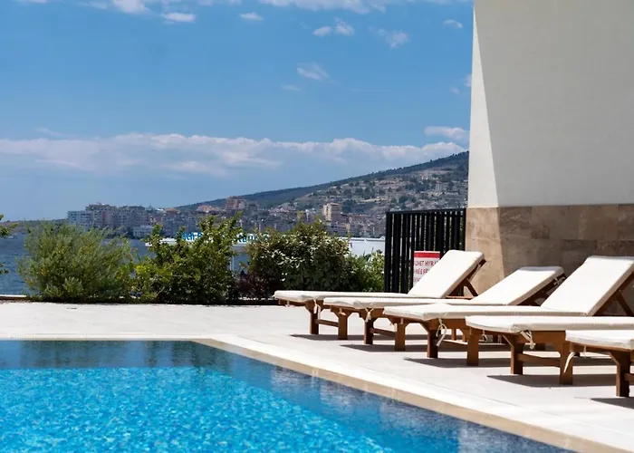 Golden - Luxury *