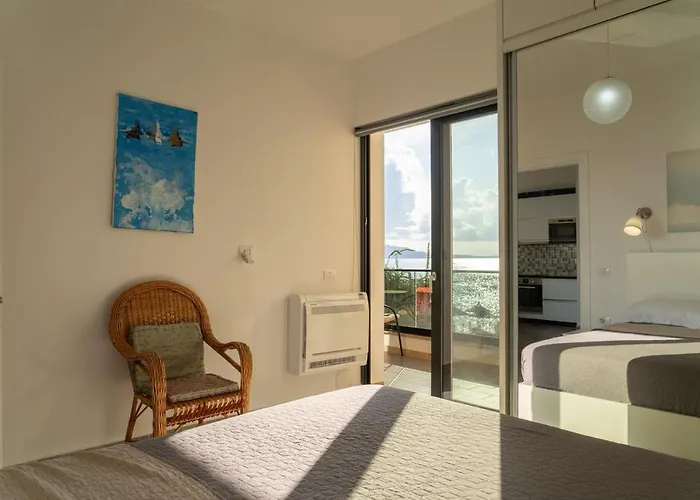 Golden - Luxury Gjashtë