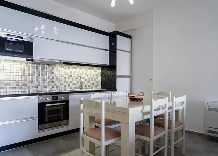 Golden - Luxury * Gjashtë